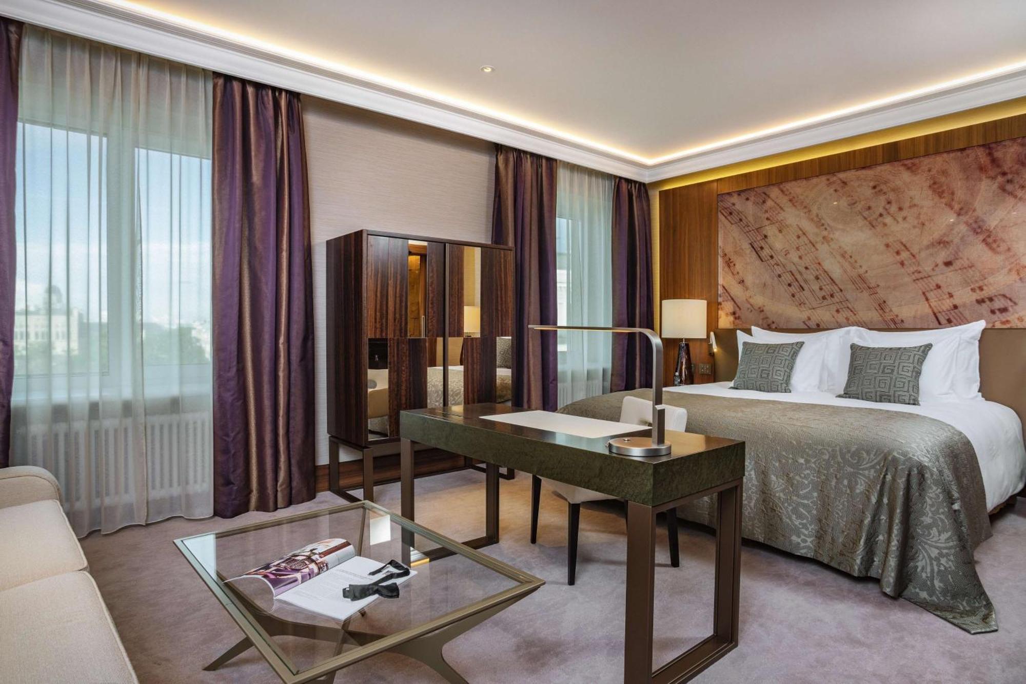 Grand Hotel Kempinski Рига Екстериор снимка
