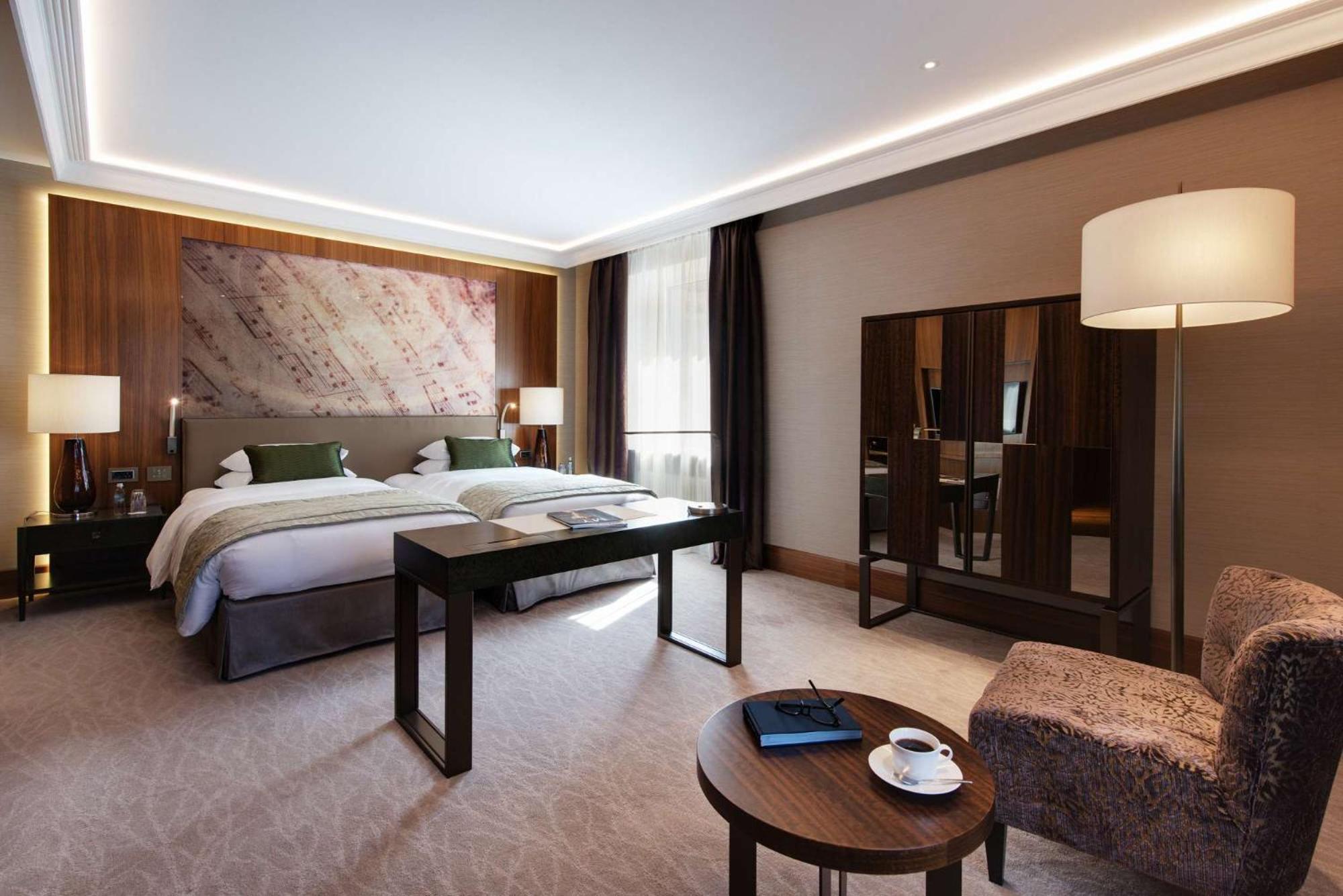 Grand Hotel Kempinski Рига Екстериор снимка