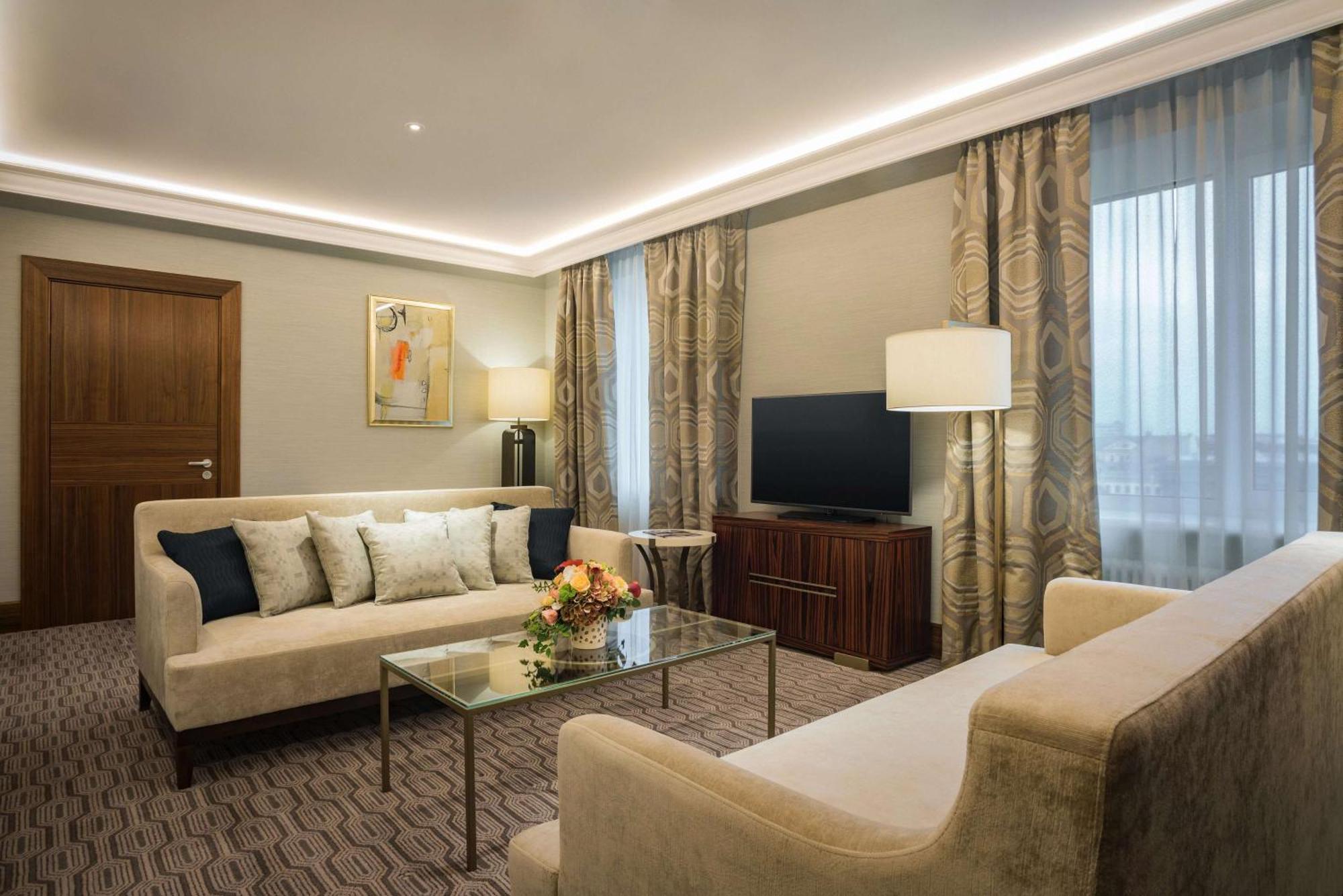 Grand Hotel Kempinski Рига Екстериор снимка